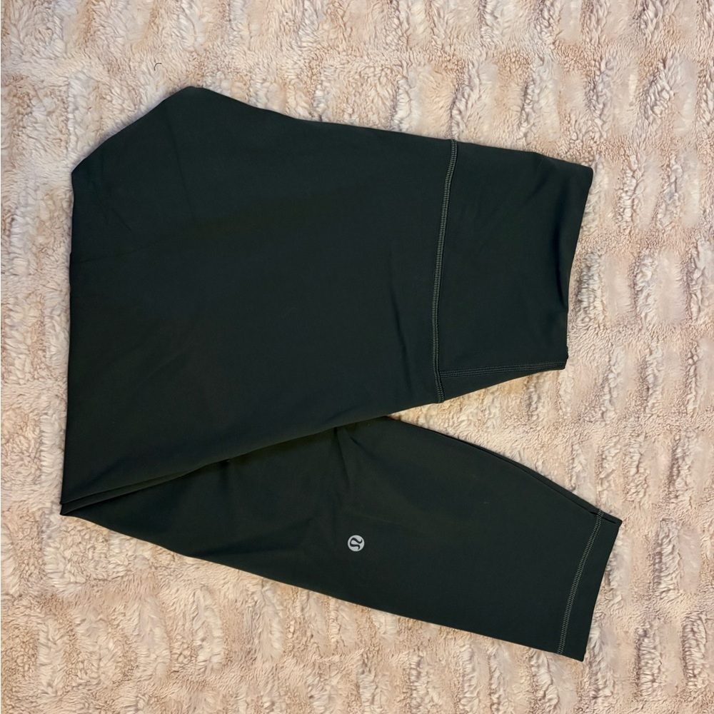Lululemon Wunder Train 25” pant